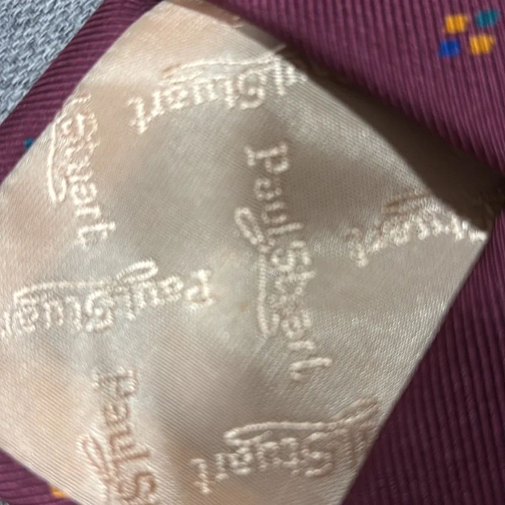 Paul Stuart Tie‎